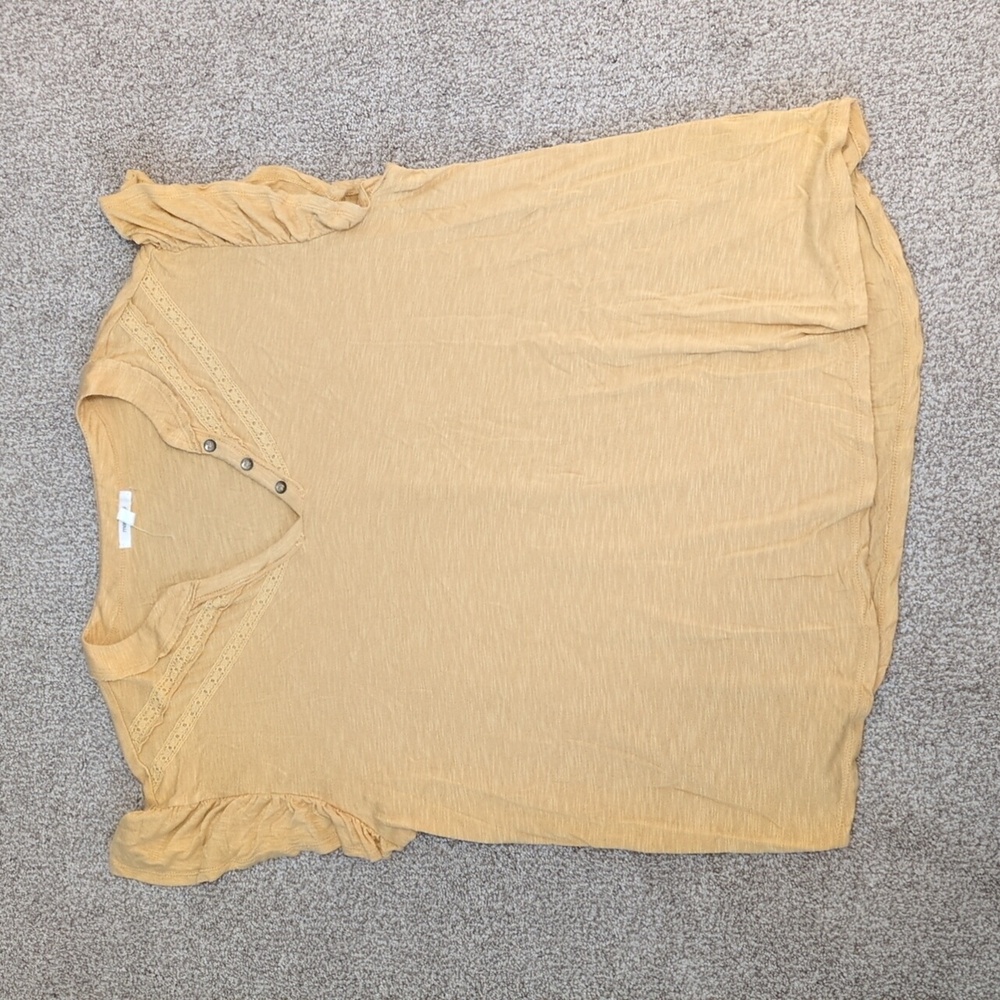 Women's short sleeve tops, bundle of 2 - Picture 4 of 5